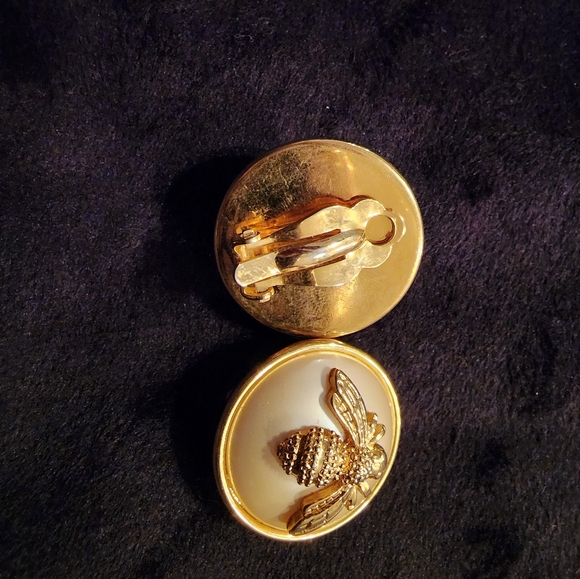 Joan Rivers Vintage Bee Earrings - Picture 2 of 2